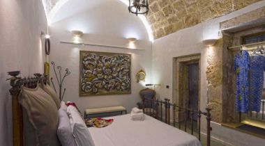 Vendesi in Ortigia Siracusa Originalissimo introvabile Storico Dammuso in Pietra